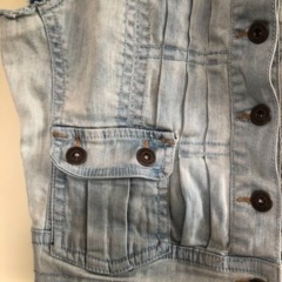 DKNY Jean Vest / Fits like SMALL/MEDIUM - Picture 1 of 5